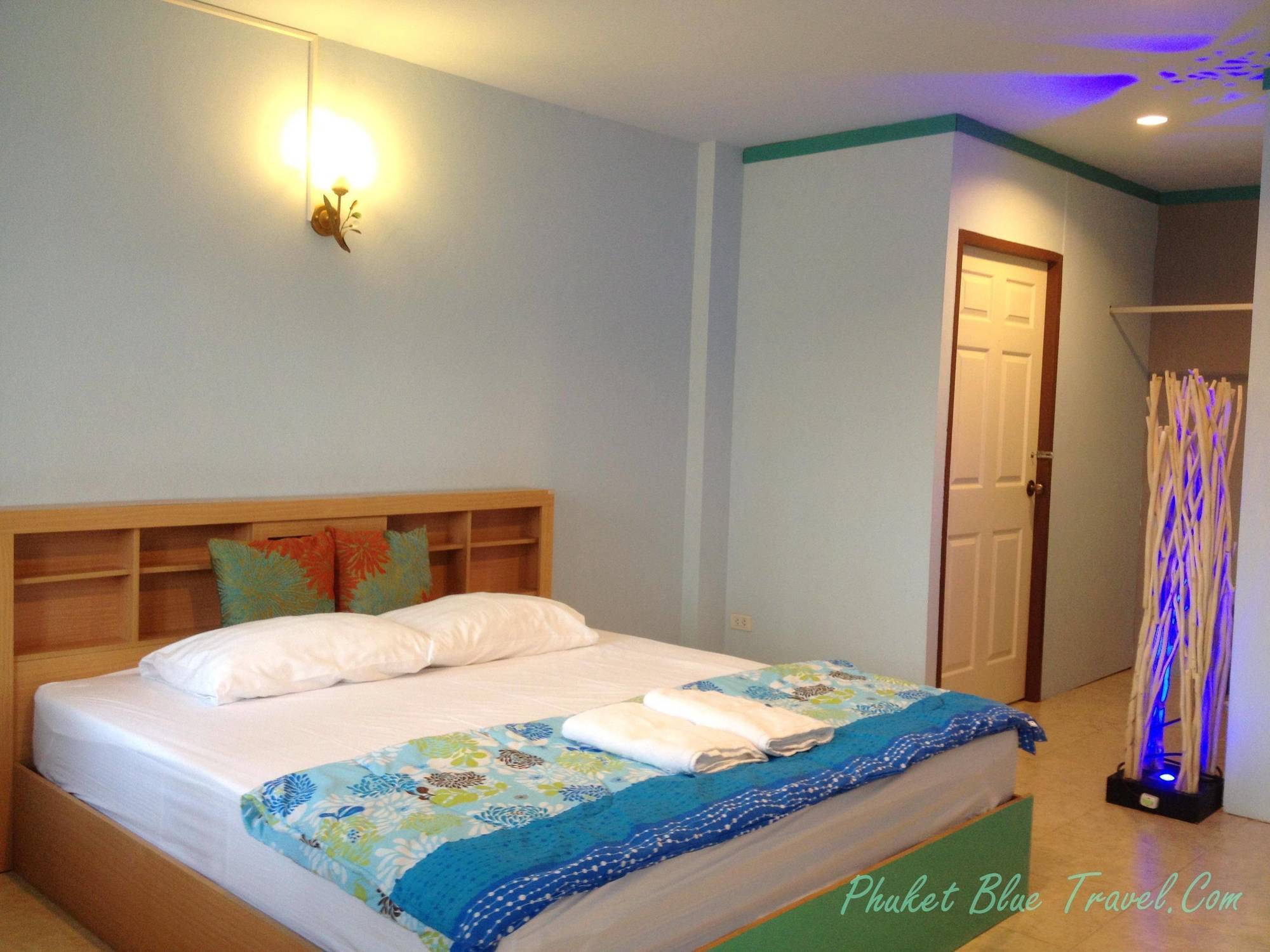 Phuket Blue Hostel Екстериор снимка